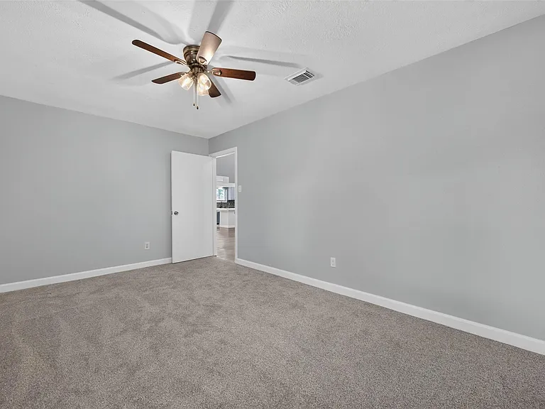 2450 Long Reach Dr — Photo 15