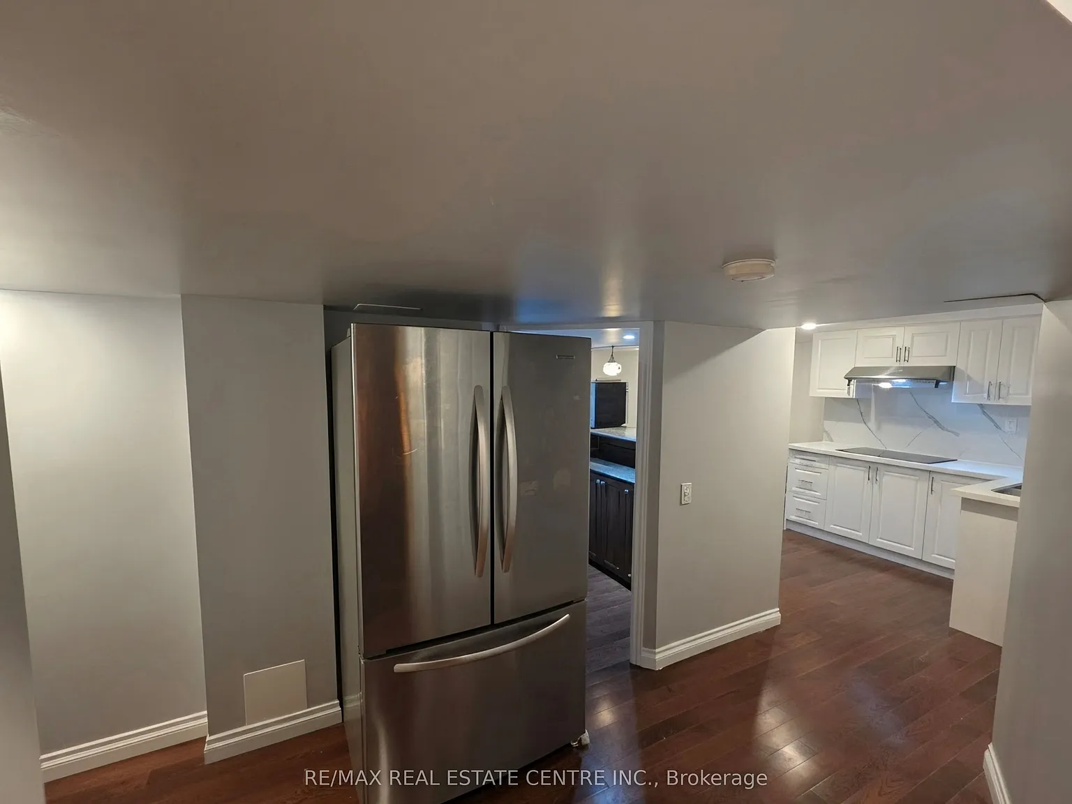 1 bed, $1,749 — Photo 3