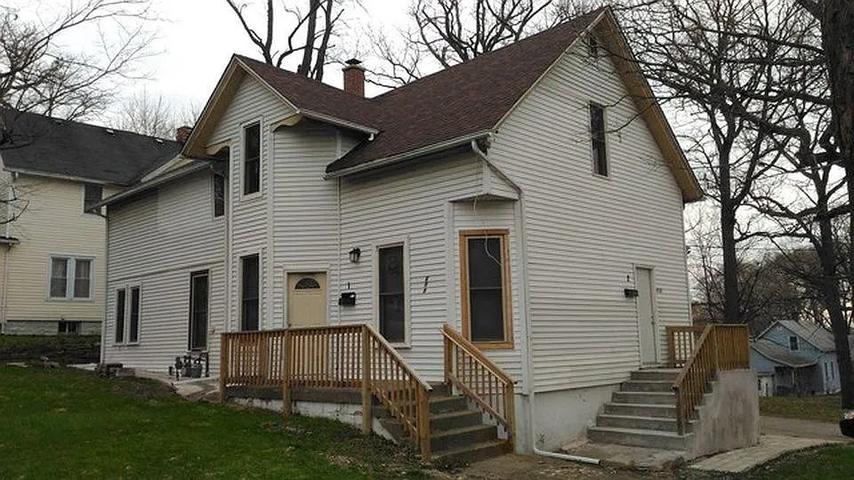 609 McDonough St photo 1