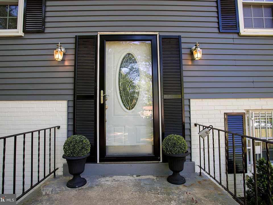 1st image of 8511 Bonny Dr