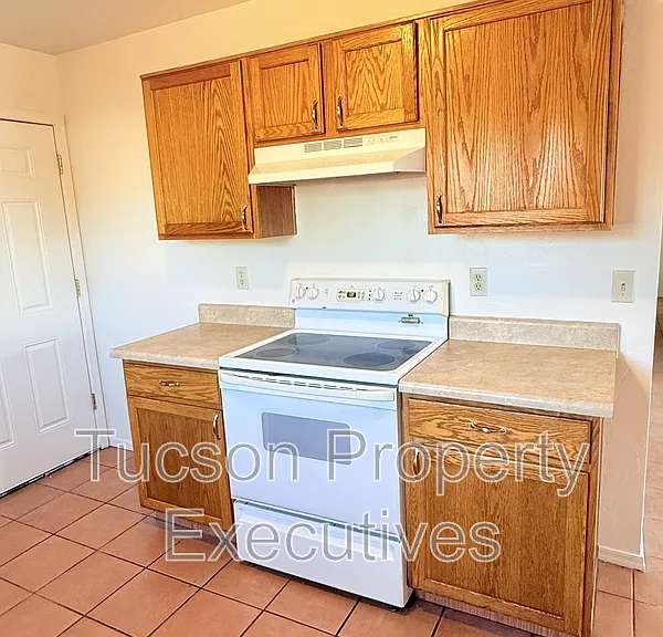 440 E 23rd St #1 — Photo 2
