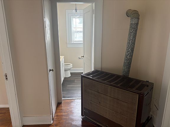 3rd image of 608 N Wilder Ave
