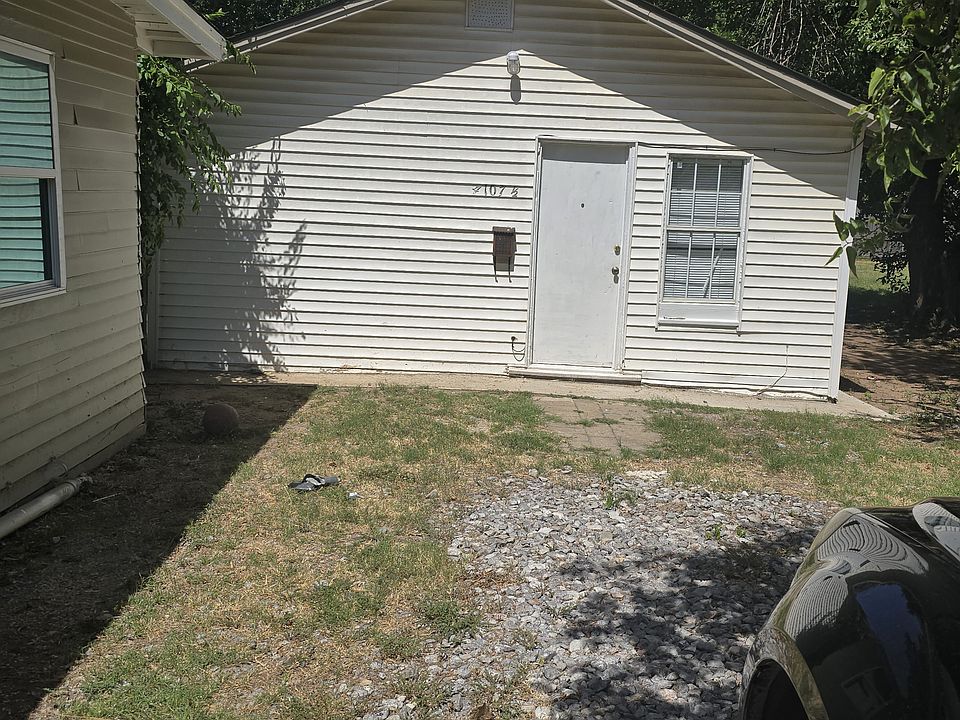 1st image of 4107.5 N Hammond Ave