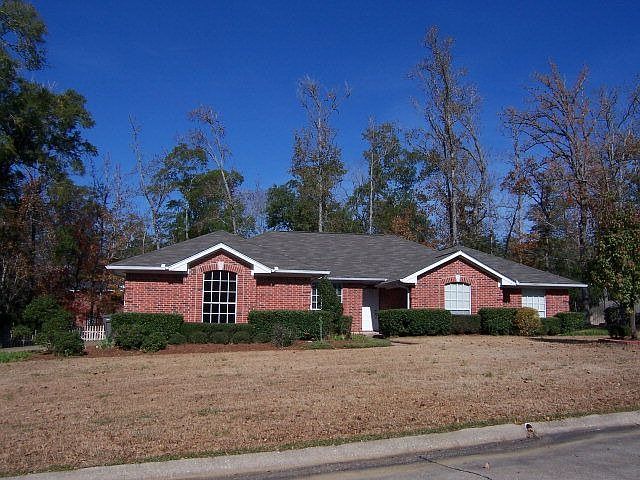 1st image of 105 Golden Rod Ct