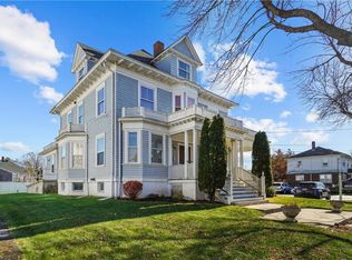 1536 Cranston St FLOOR 3, Cranston, RI 02920