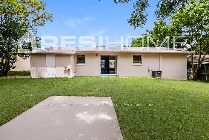 1200 Jadewood Ave — Photo 13