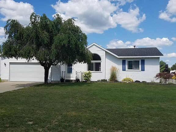 5th image of 3845 Black Creek Dr