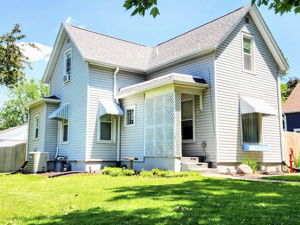 702 7th St, Durant, IA 52747