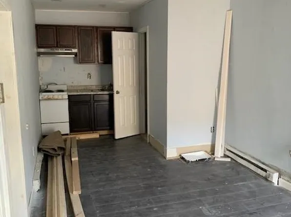 146 West Side Avenue image 6 of 7