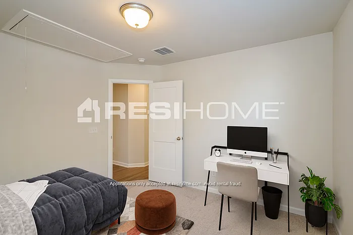 839 Keats Way — Photo 13