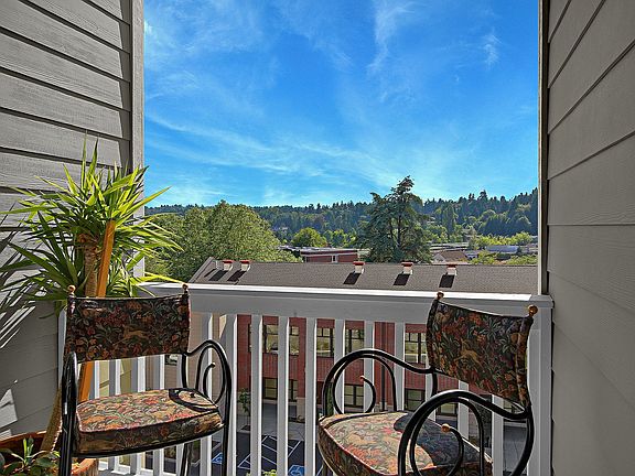 2nd Story Balcony - perfect for morning coffee or evening BBQ's.