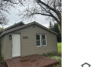 3369 Cleveland St, Pt Huron, MI 48060