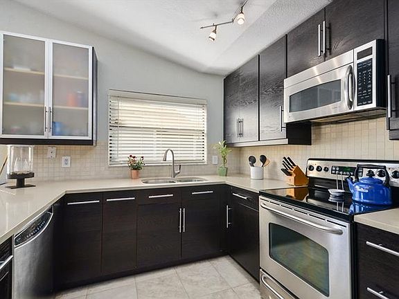 5th image of 11513 Darlington Dr #5