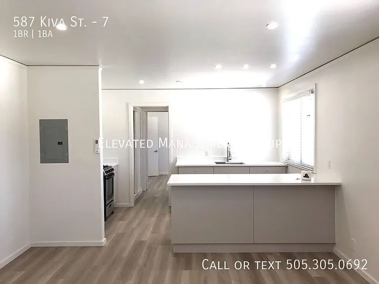 587 Kiva St #7 — Photo 5