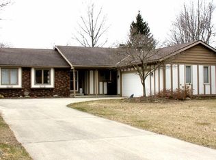 914 Maywood Ave, Holland, MI 49424