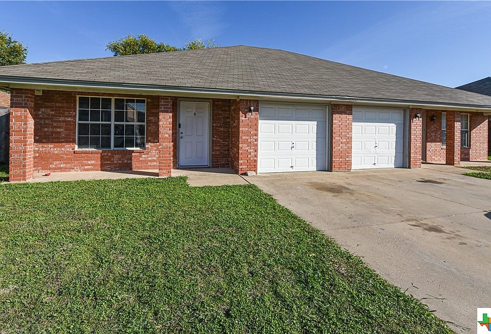 1st image of 3300 Toledo Dr