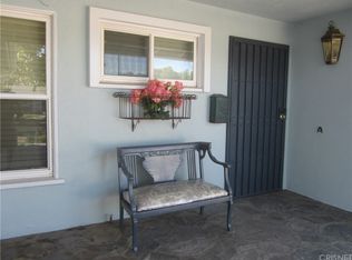 23306 Bassett St, West Hills, CA