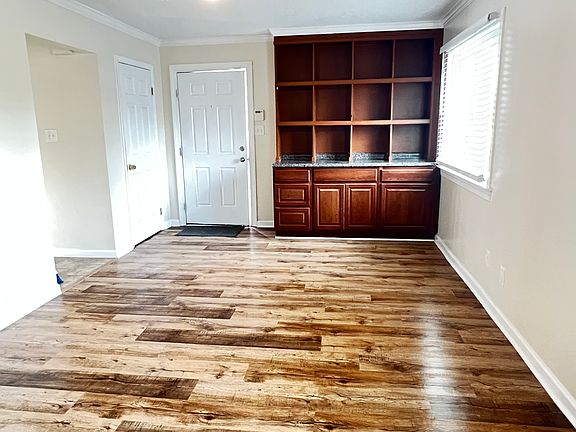 4th image of 3515 Mountain Dr