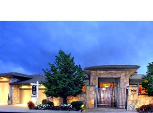 1177 SW Catlin Crest Dr, Portland, OR 97225