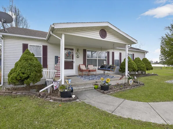 14620 E Merry Dr, Camden, MI 49232