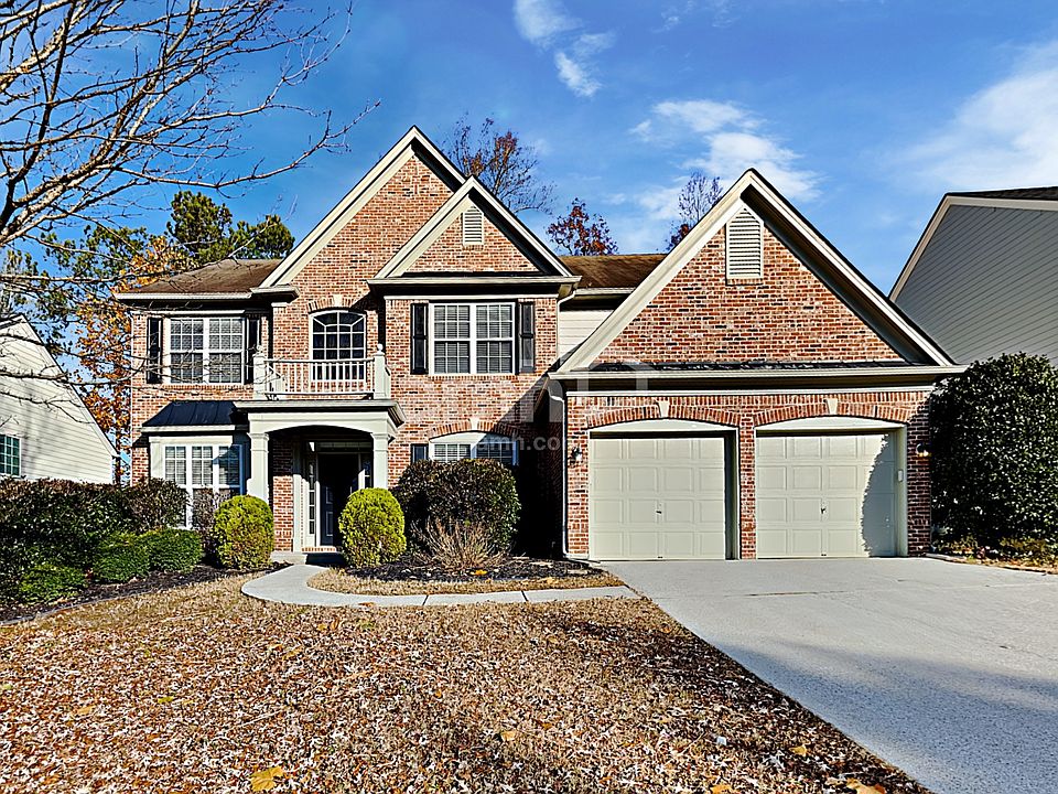 1st image of 407 Pinoak Dr