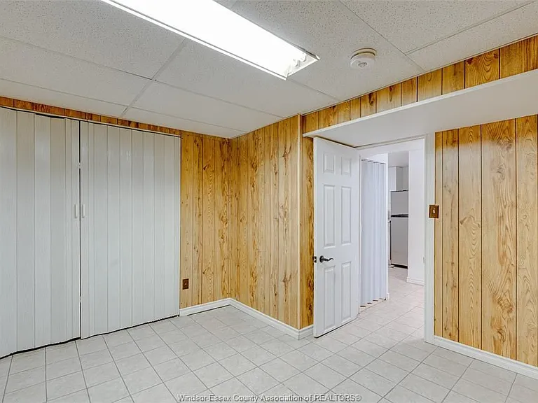 1627 Marentette Ave #BASEMENT — Photo 12