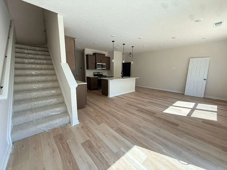 7231 Grandway Dr — Photo 14