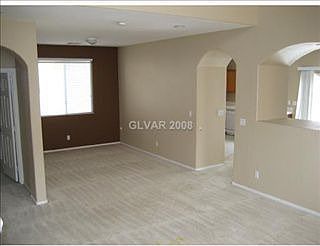 5th image of 128 Beaver Falls Ave