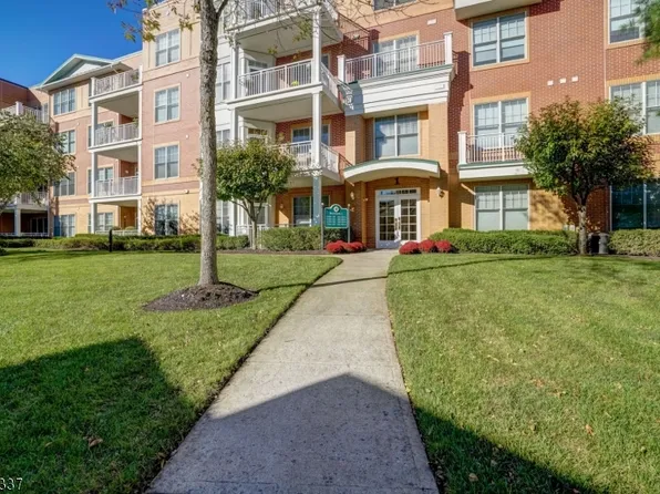 1206 Pointe Gate Dr, Livingston Twp., NJ 07039