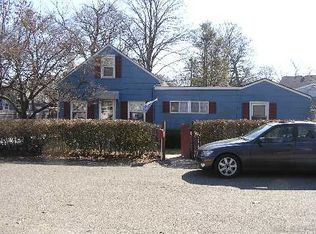 29 Fisk Ave, Merrick, NY 11566