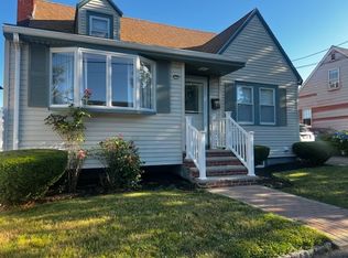 67 Curran Rd, Lynn, MA 01905