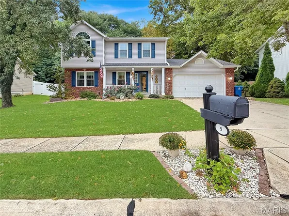 9 Davis Woods, Collinsville, IL 62234