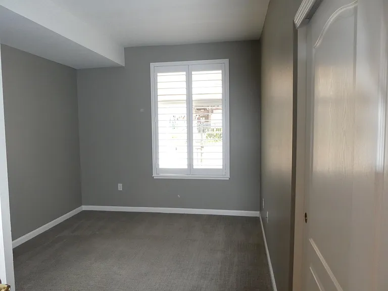 1951 Ofarrell St #100 — Photo 25