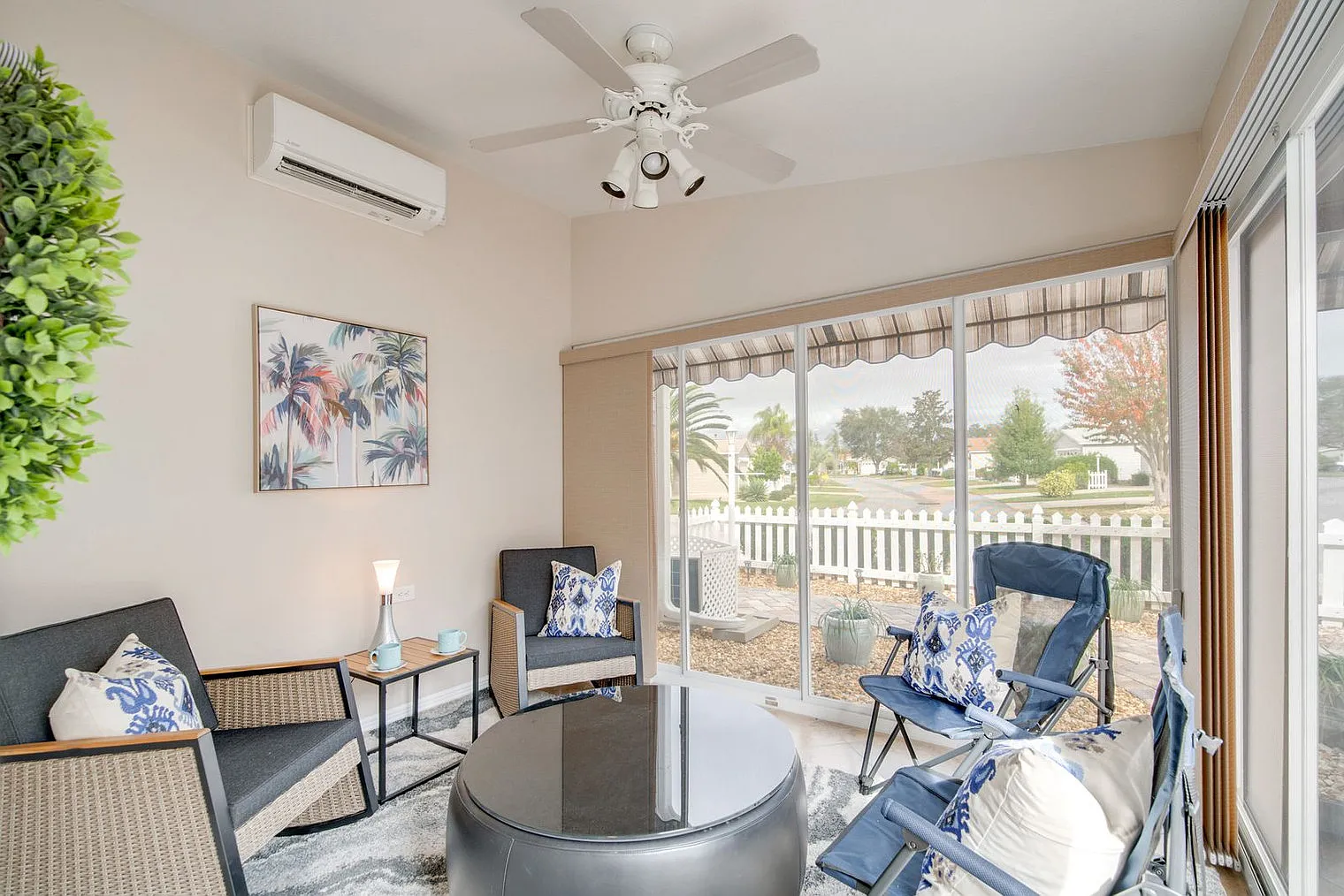 2 bed, 2.0 bath, 1194 sqft, $4,247 — Photo 2