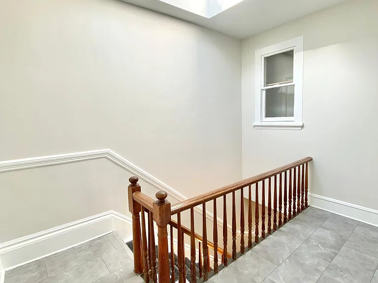 217 Saratoga St #2 — Photo 20