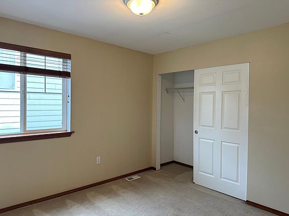 2nd image of 12944 NE 204th Pl