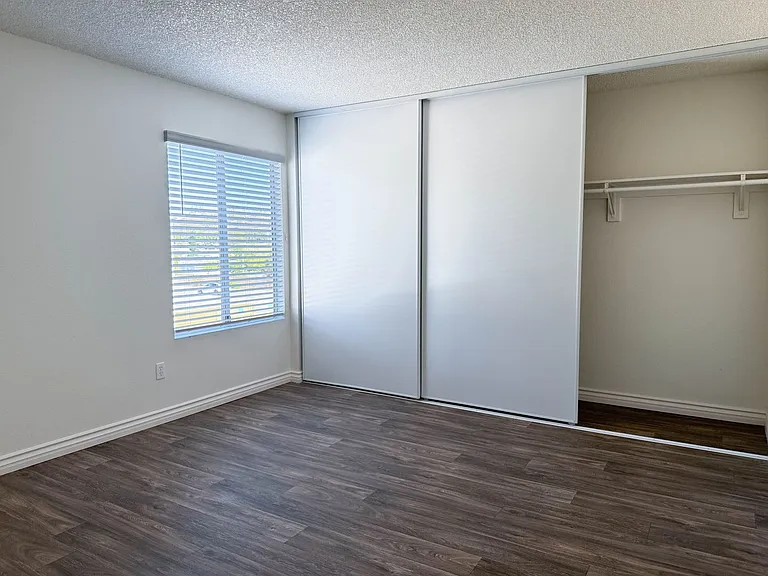 Parkview Poway Apartments — Photo 29