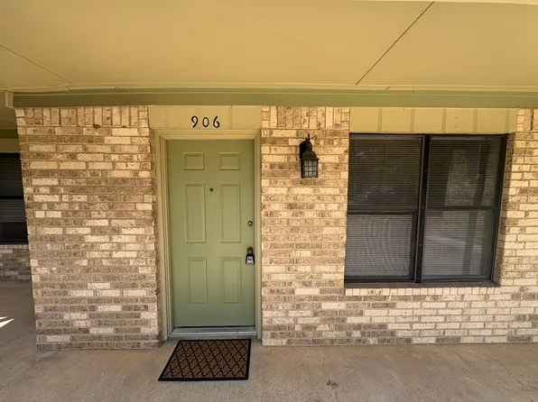 906 N Austin St, Denton, TX 76201
