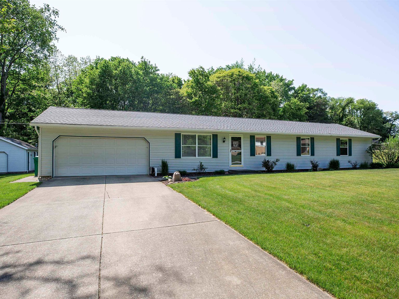 56377 Riviera Blvd, South Bend, IN 46619 Zillow
