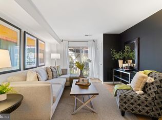 2050 N Calvert St APT 108, Arlington, VA 22201