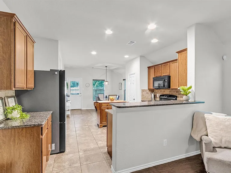 1700 Fall Forest Ct — Photo 13