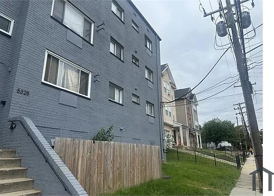 5325 Bass Pl SE #16 — Photo 1