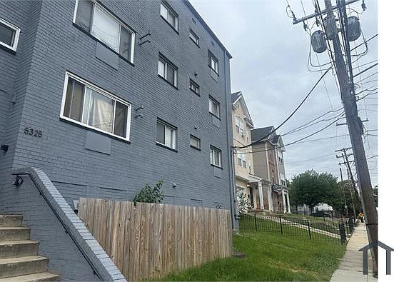 1st image of 5325 Bass Pl SE #16