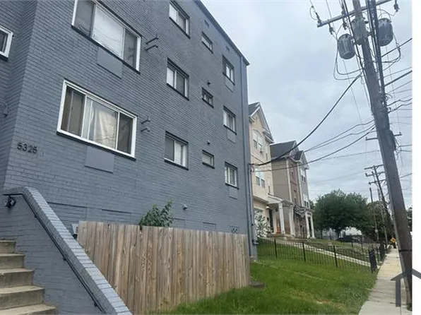 5325 Bass Pl SE, Washington, DC