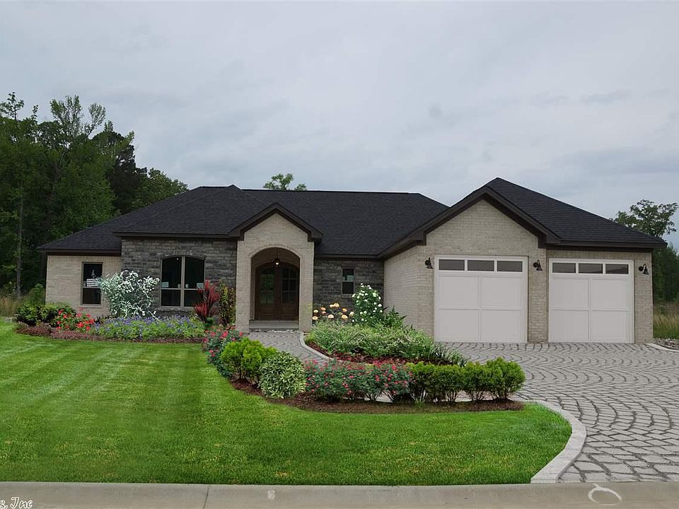 1st image of 3000 Creekside Dr
