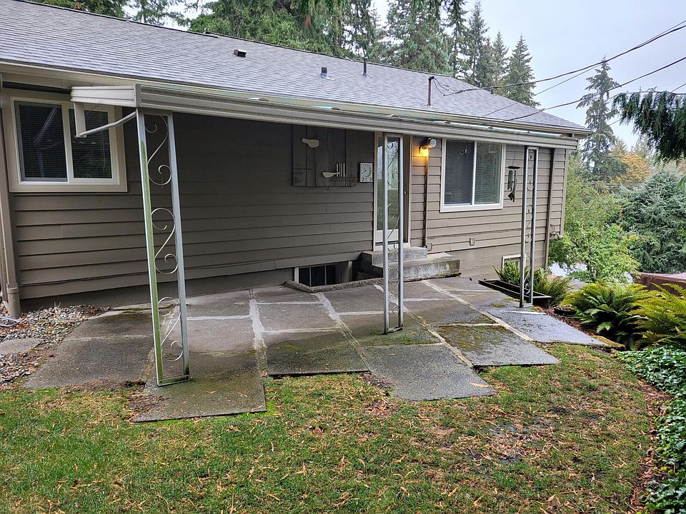 1st image of 16813 SE Newport Way