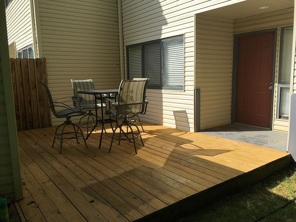 1st image of 722 Idlewood Ln