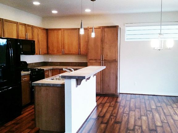 3rd image of 15829 13th Ave W