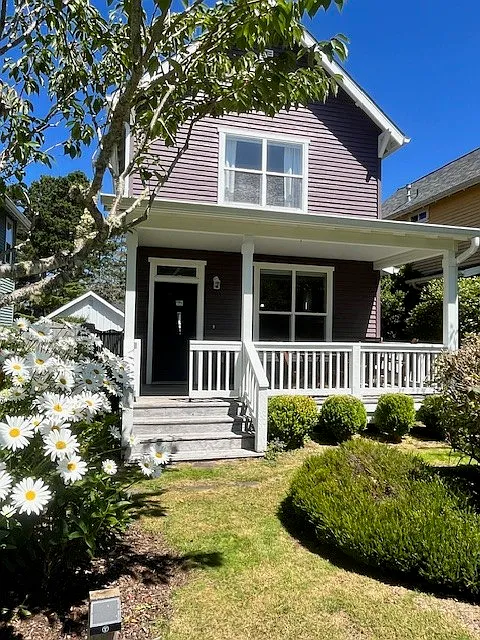 Beautiful Bella Beach House! — Photo 1
