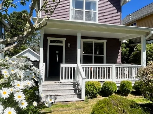 144 Elderberry Way, Depoe Bay, OR 97341